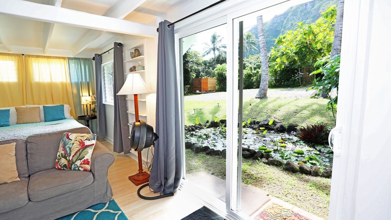 Photo of Bedroom in Ka'a'awa