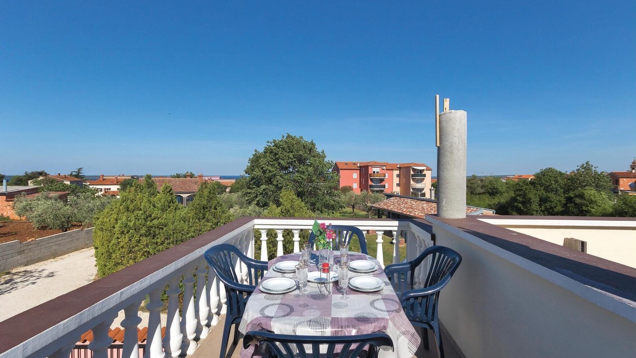 Photo of Patio Balcony in Peroj