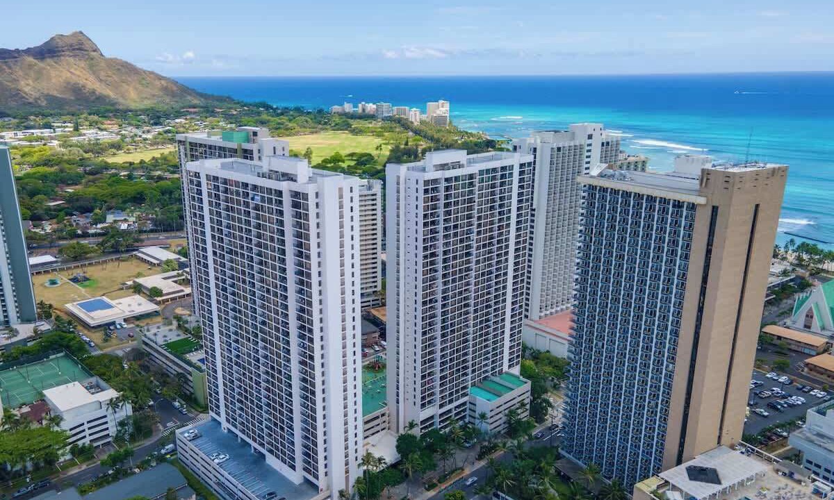 Photo of Others in Waikiki