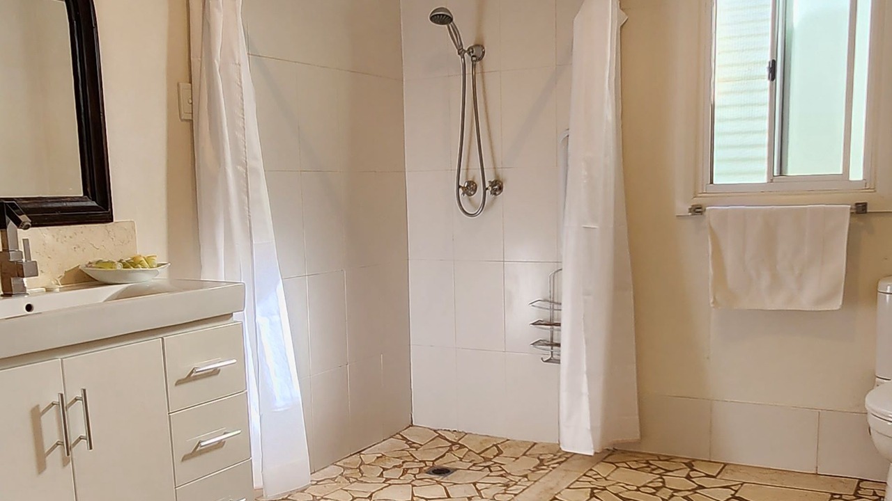 Photo of Bathroom in Broken Hill