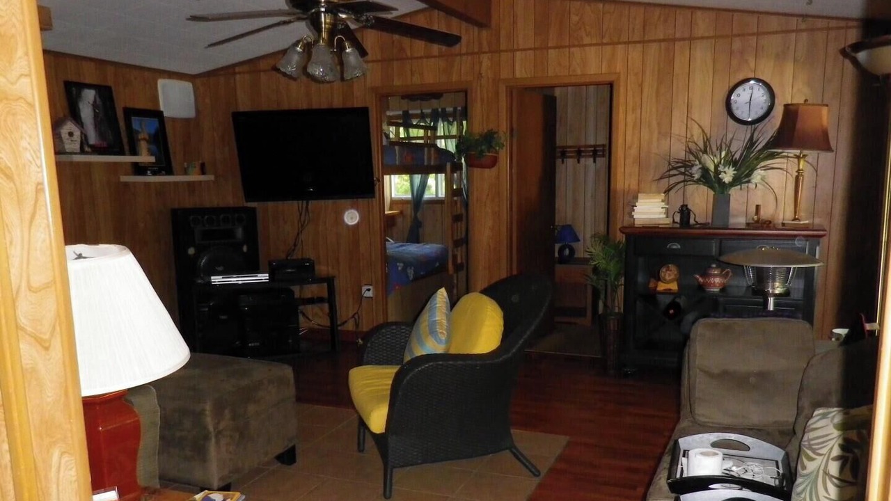 Photo of Livingroom in Georgian Bay