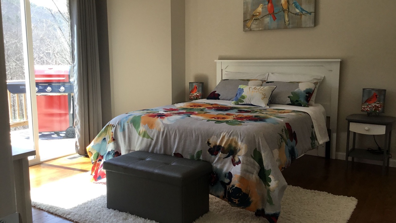 Photo of Bedroom in Massanutten
