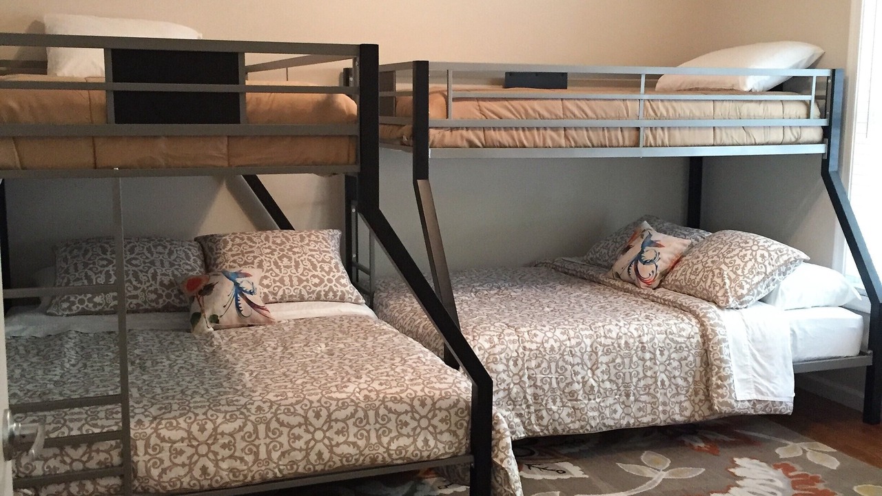 Photo of Bedroom in Massanutten