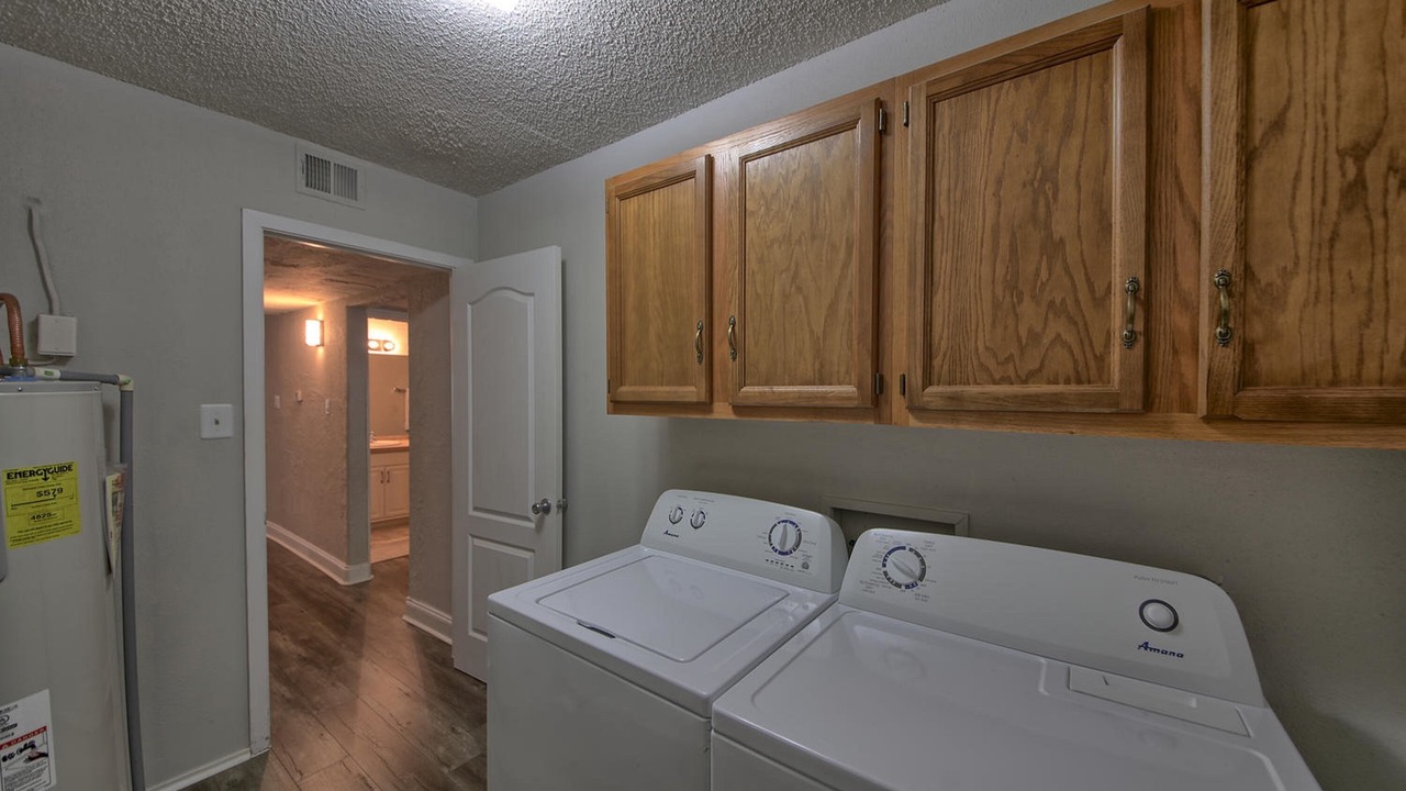 Photo of Bedroom in Point Venture