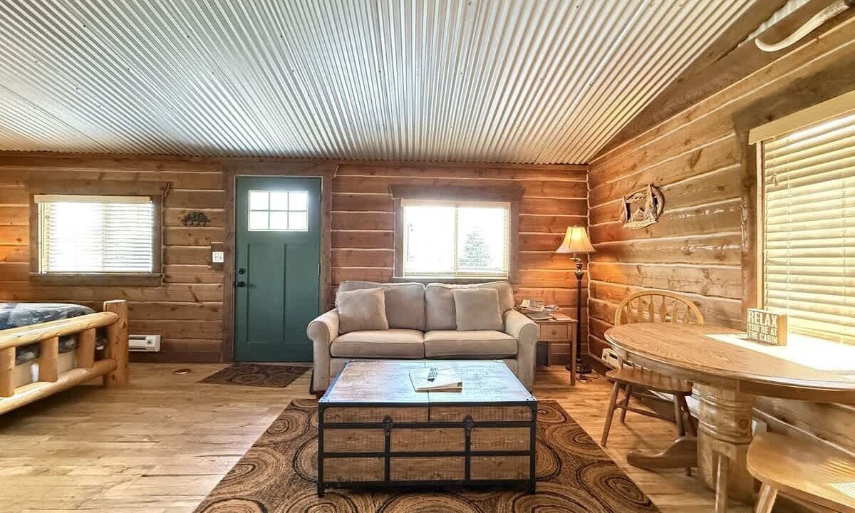 Photo of Bedroom in Island Park