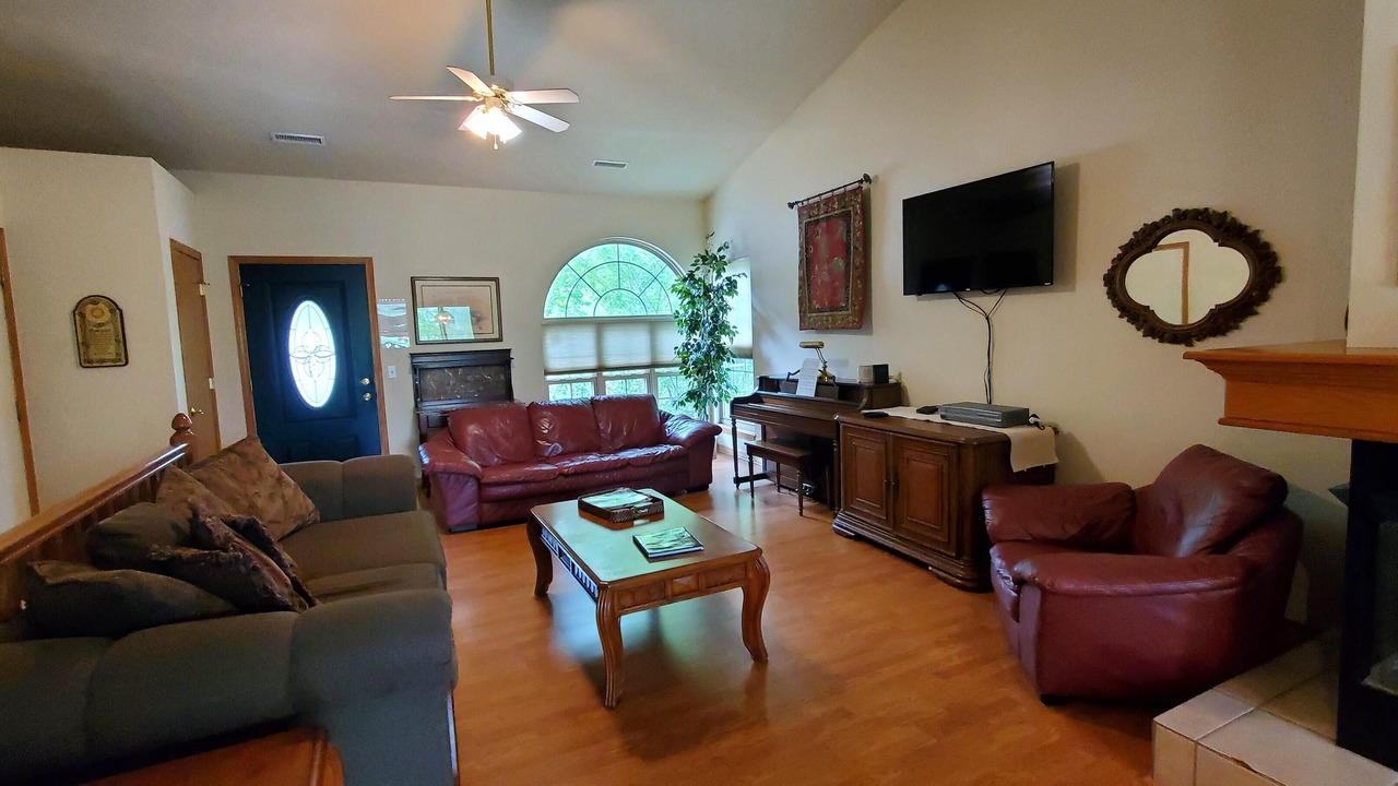 Photo of Livingroom in Holiday Island