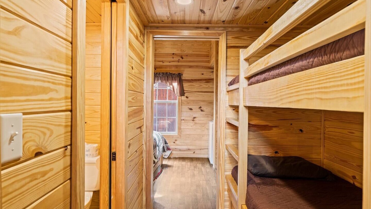 Photo of Bedroom in Dillsboro