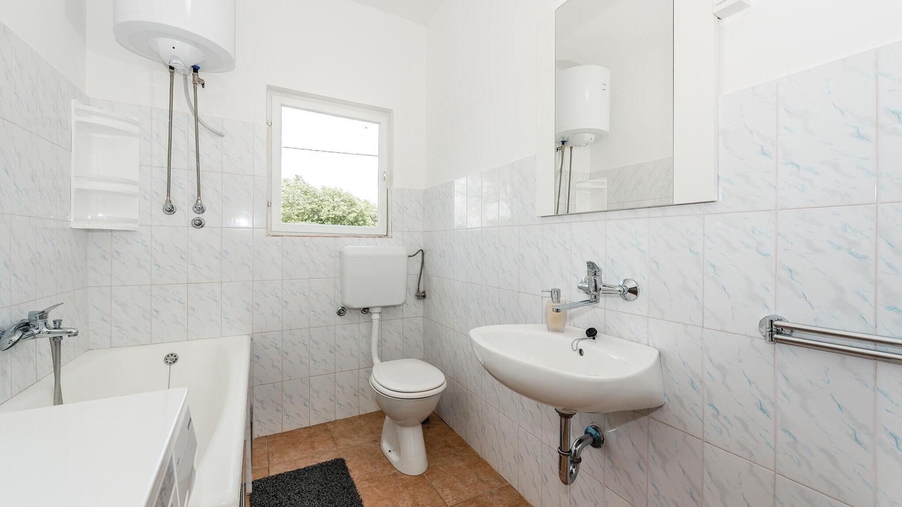 Photo of Bathroom in Unesic