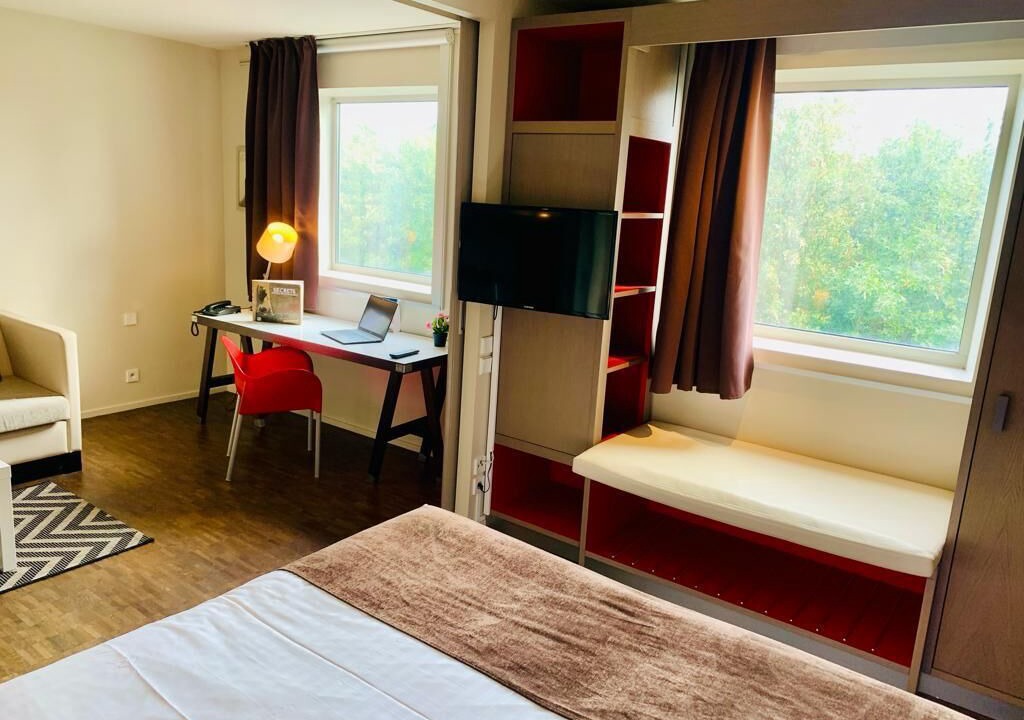 Photo of Bedroom in Roissy-en-France
