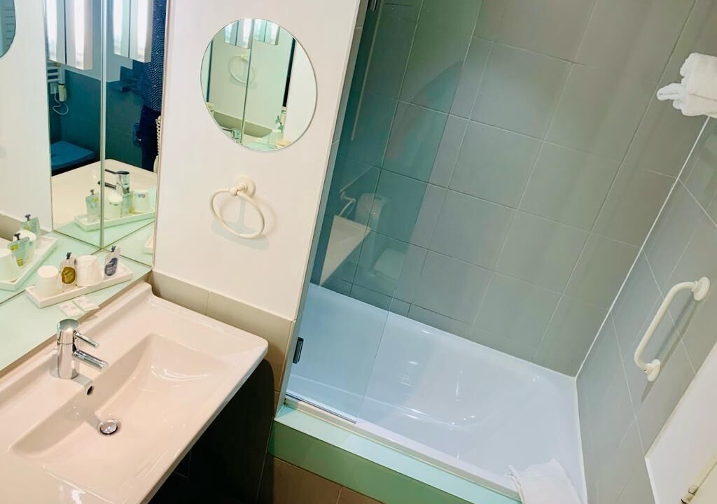 Photo of Bathroom in Roissy-en-France