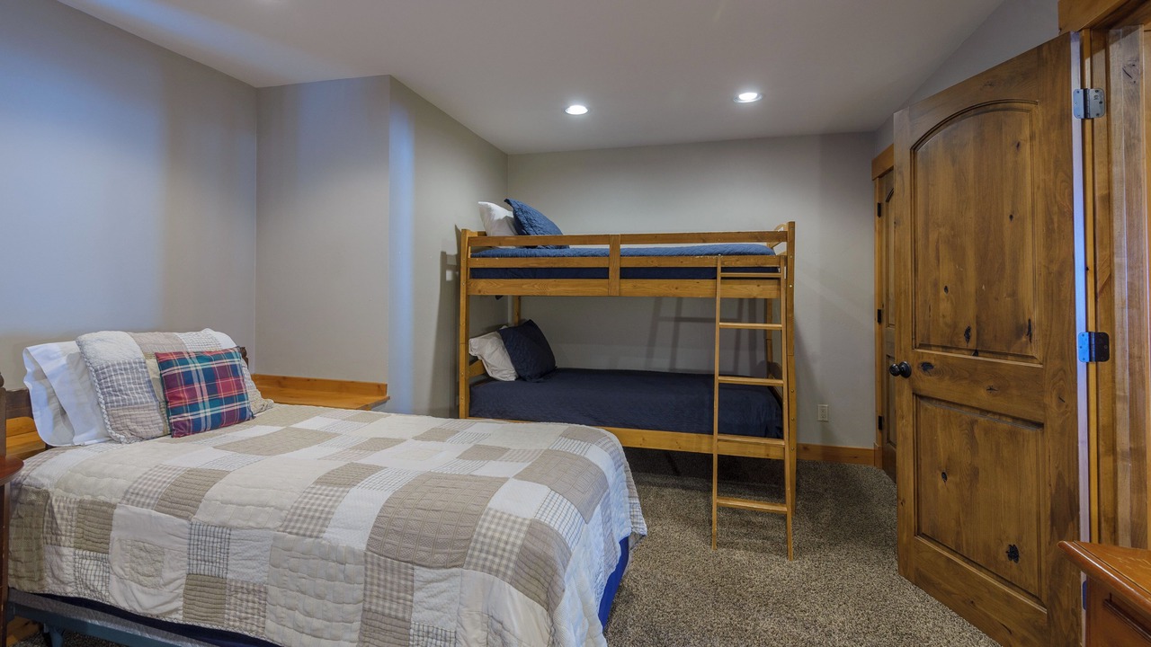 Photo of Bedroom in Mount Crested Butte