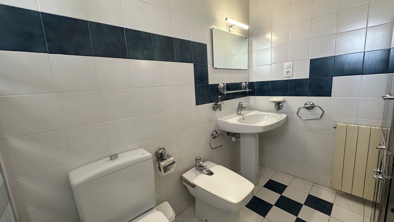 Photo of Bathroom in Roses Town Center