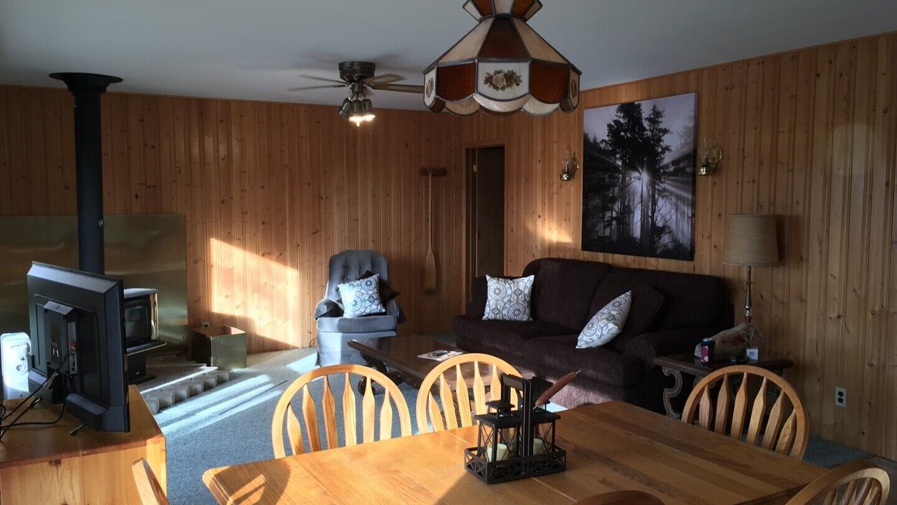 Photo of Bedroom in Broadbent
