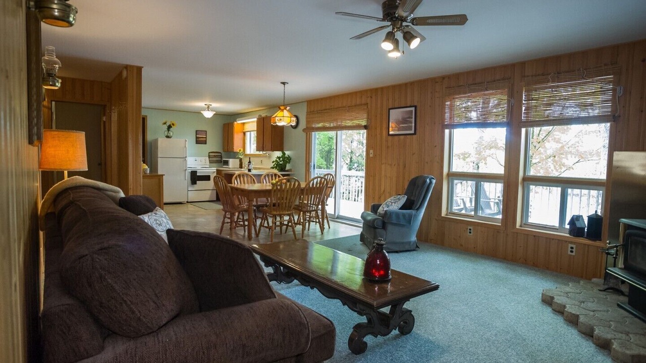 Photo of Bedroom in Broadbent