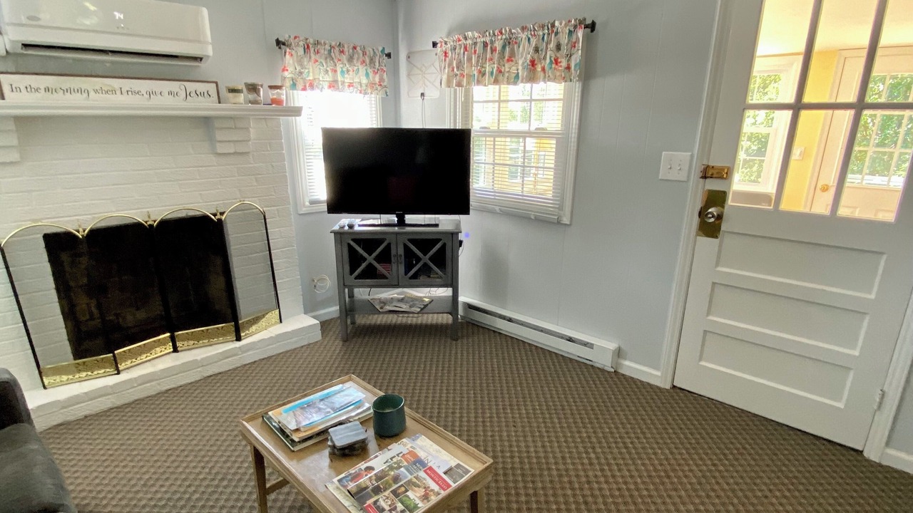 Photo of Livingroom in Lynchburg