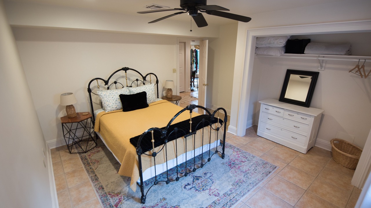 Photo of Bedroom in Broadmoor