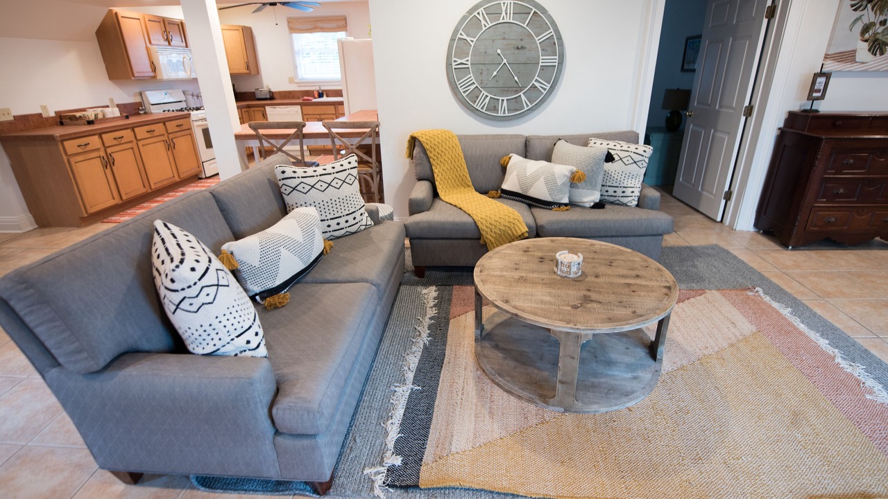 Photo of Livingroom in Broadmoor