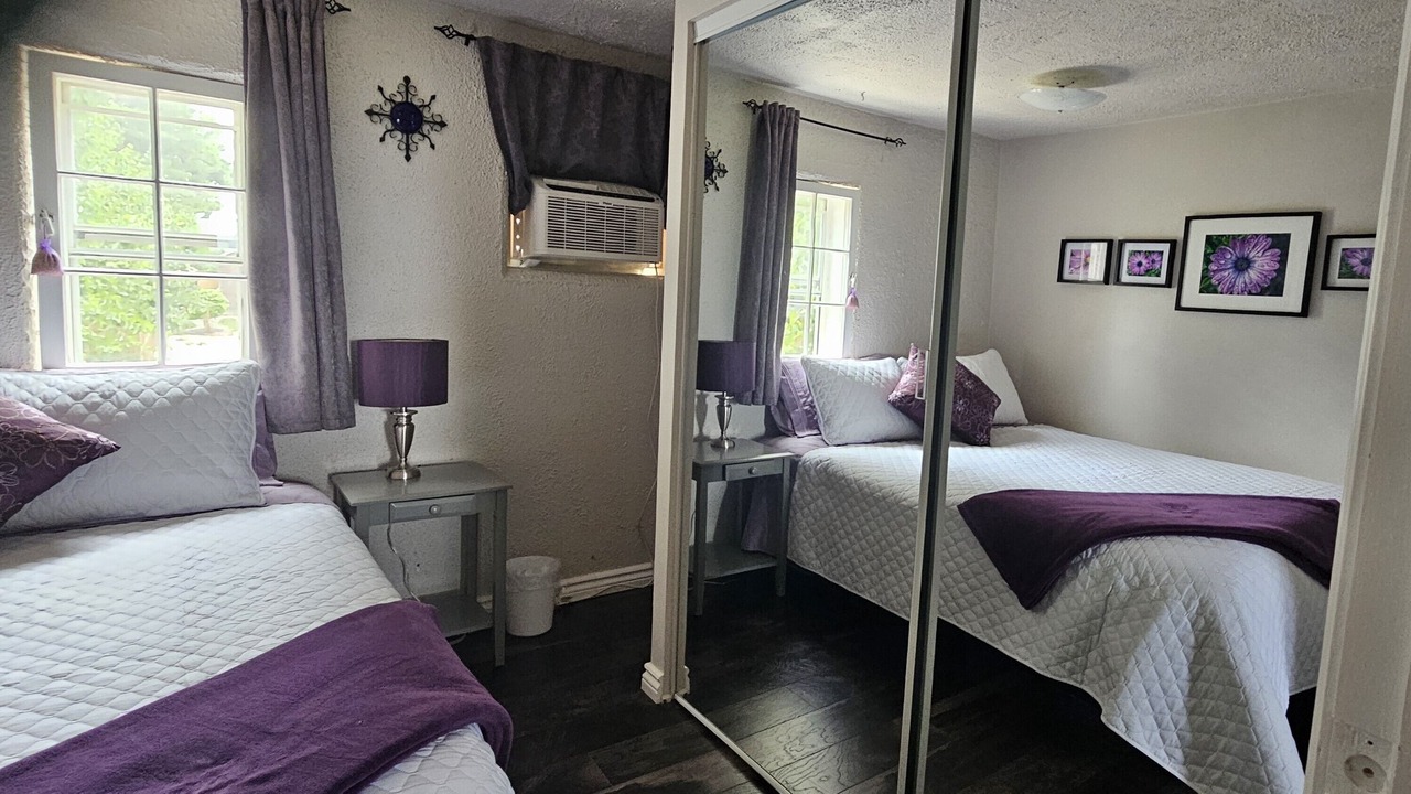 Photo of Bedroom in Sarnia