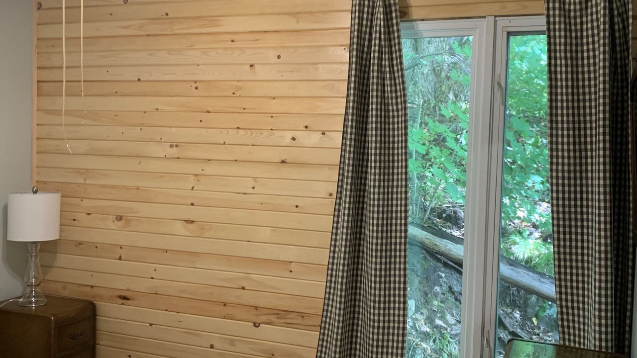 Photo of Bedroom in Hastings Highlands