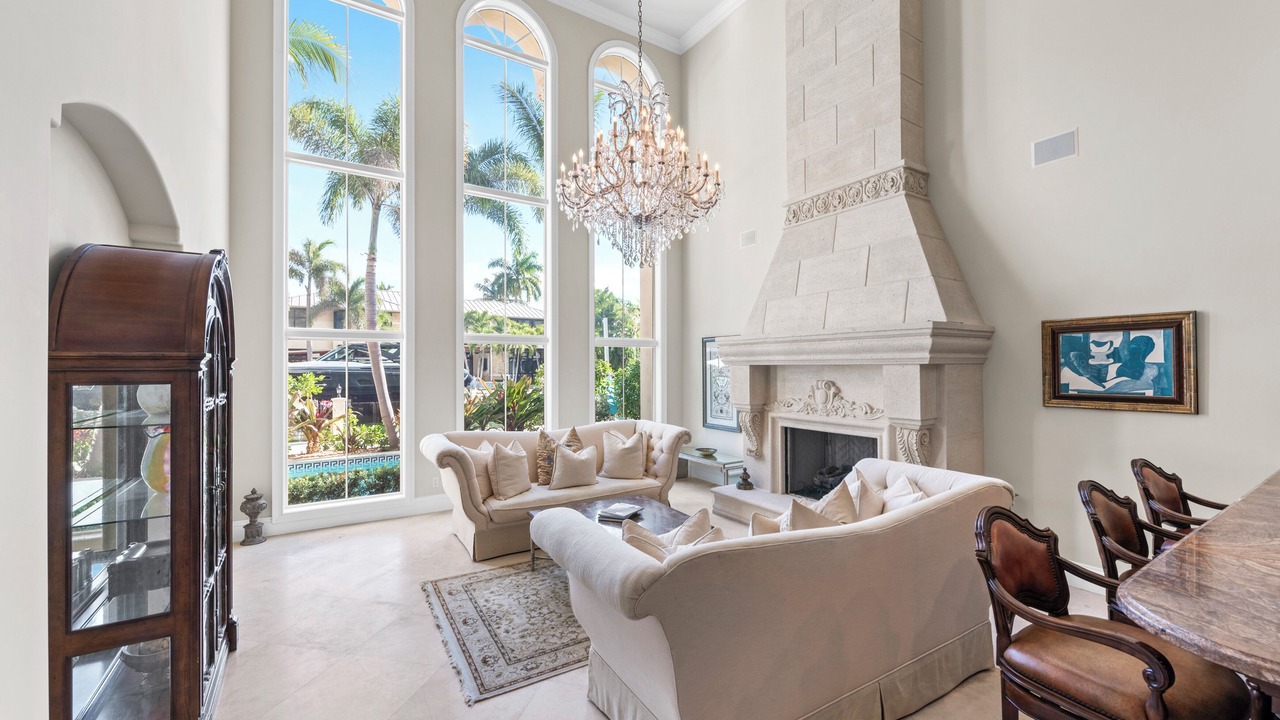 Photo of Livingroom in Las Olas Isles