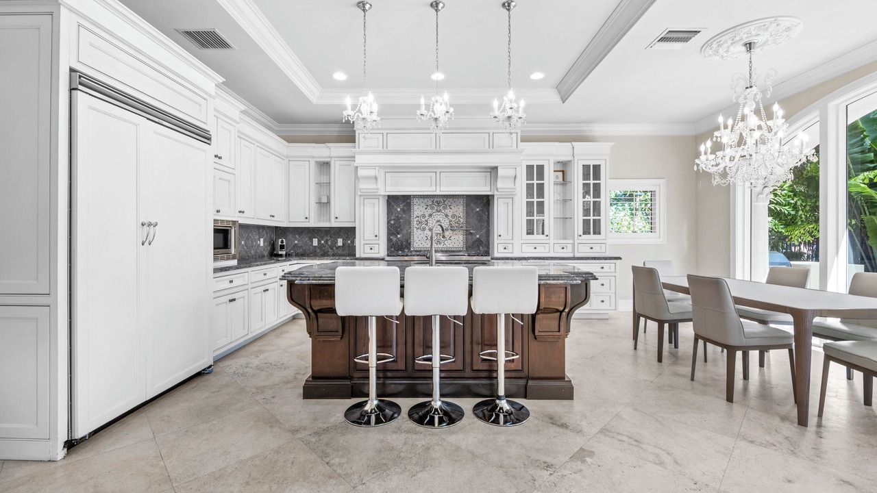 Photo of Kitchen in Las Olas Isles