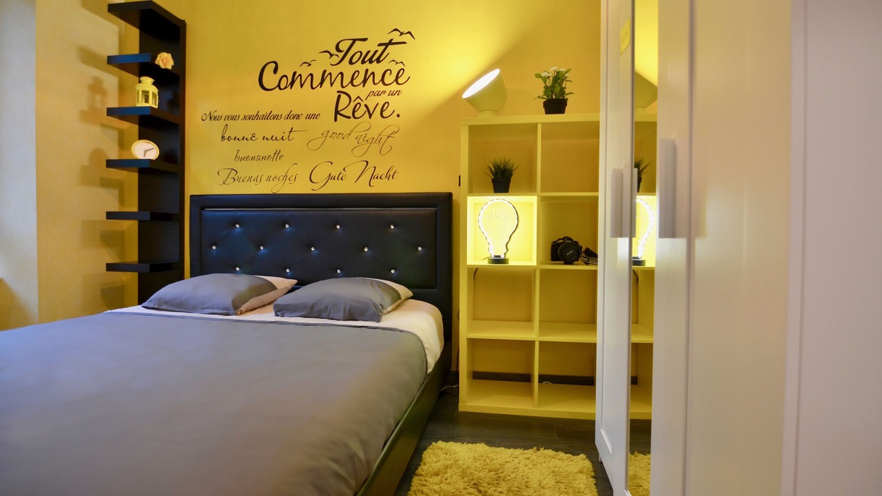 Photo of Bedroom in Downtown