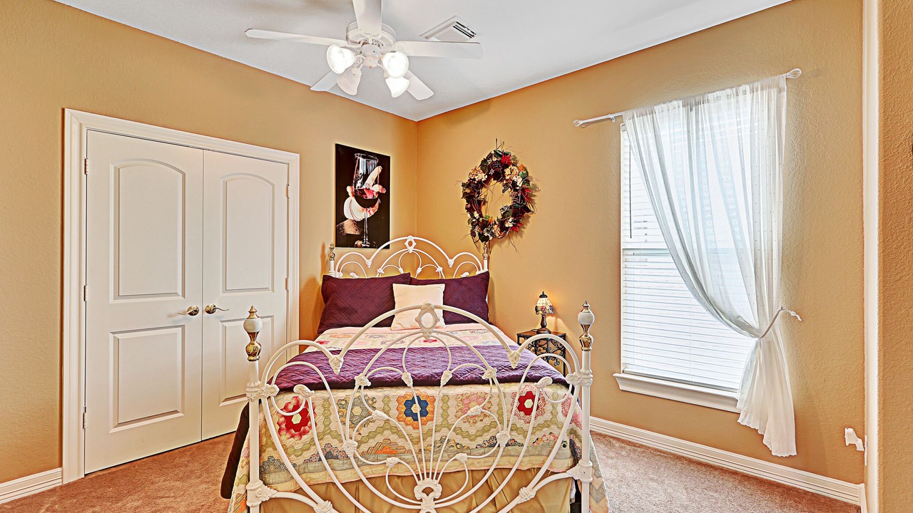 Photo of Bedroom in Conroe