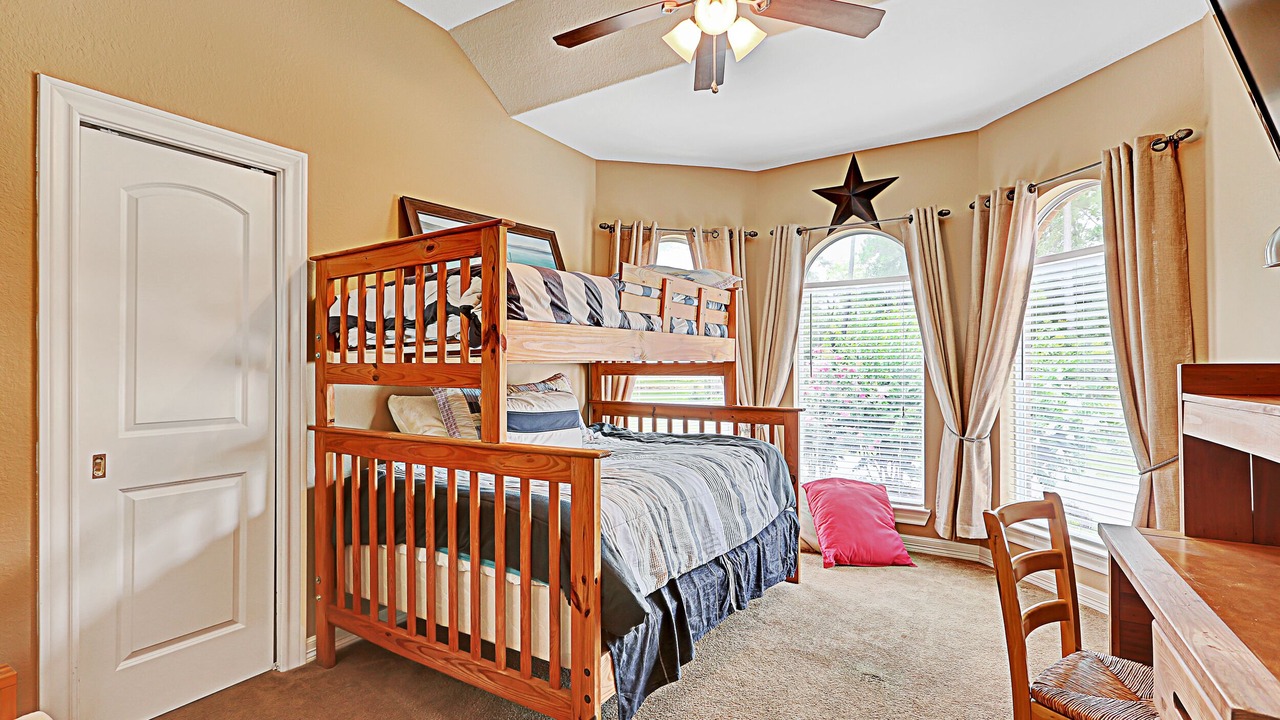 Photo of Bedroom in Conroe