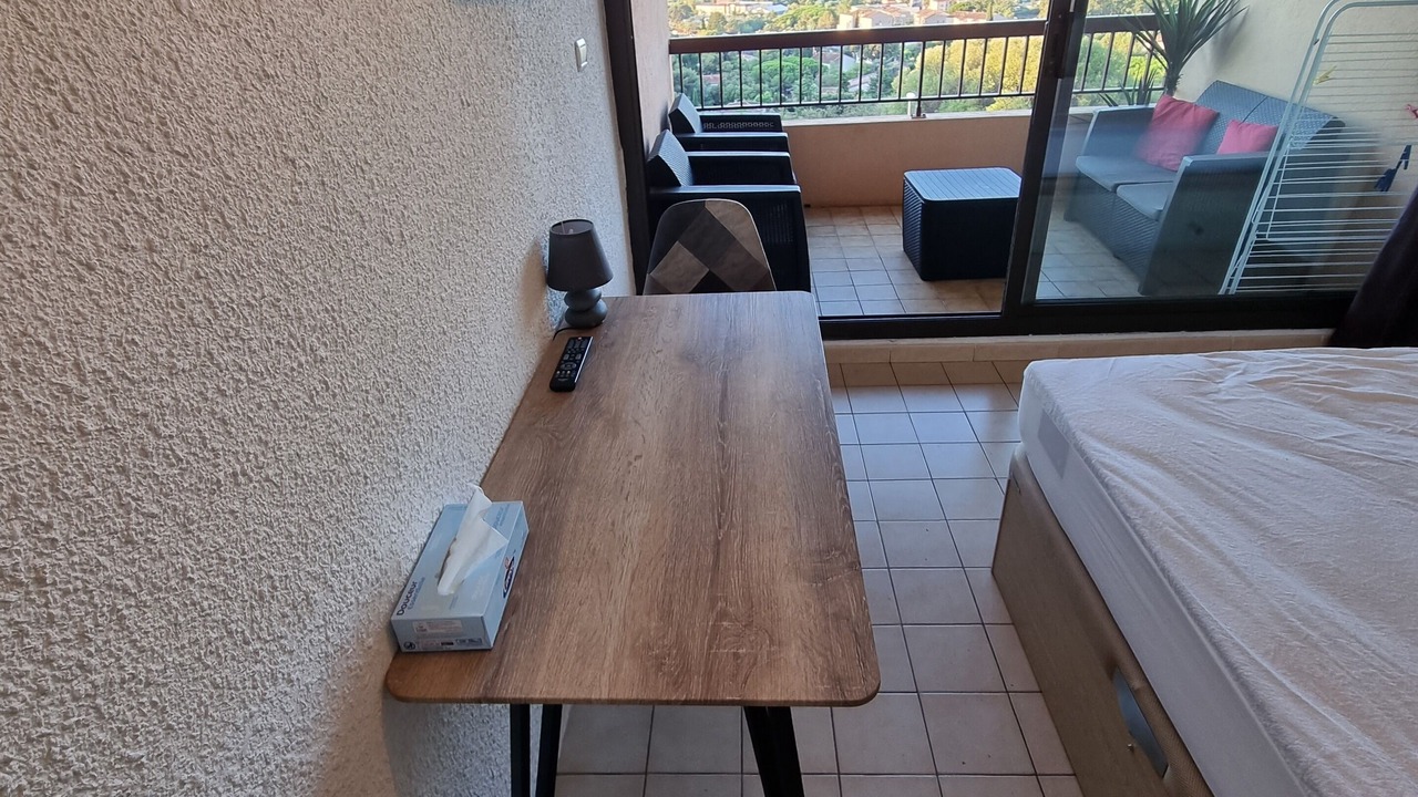 Photo of Bedroom in Bormes-Les-Mimosas