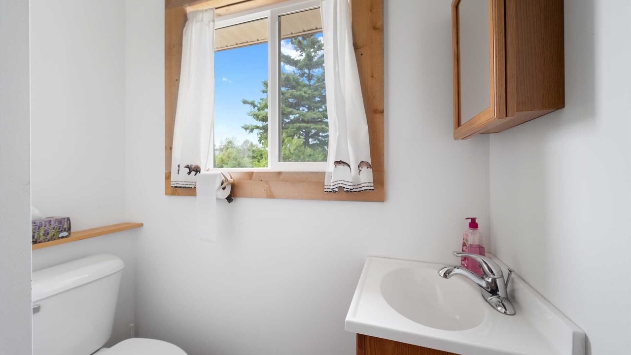 Photo of Bathroom in Carp Lake