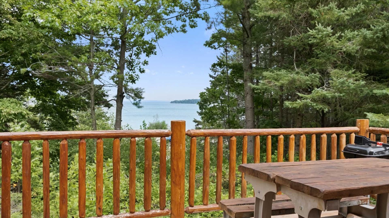 Photo of Outdoor in Carp Lake