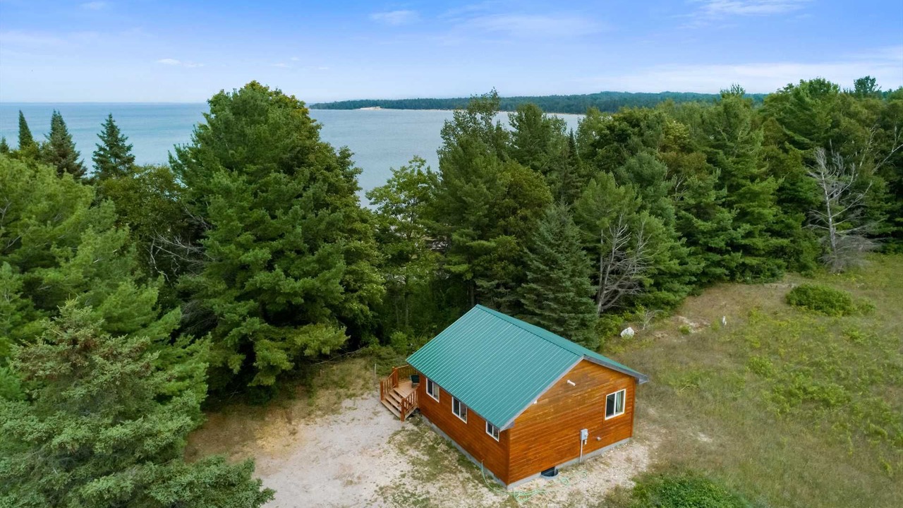 Photo of Outdoor in Carp Lake