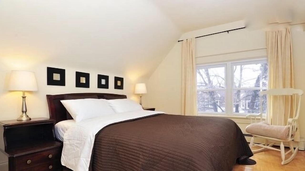 Photo of Bedroom in Roncesvalles Village