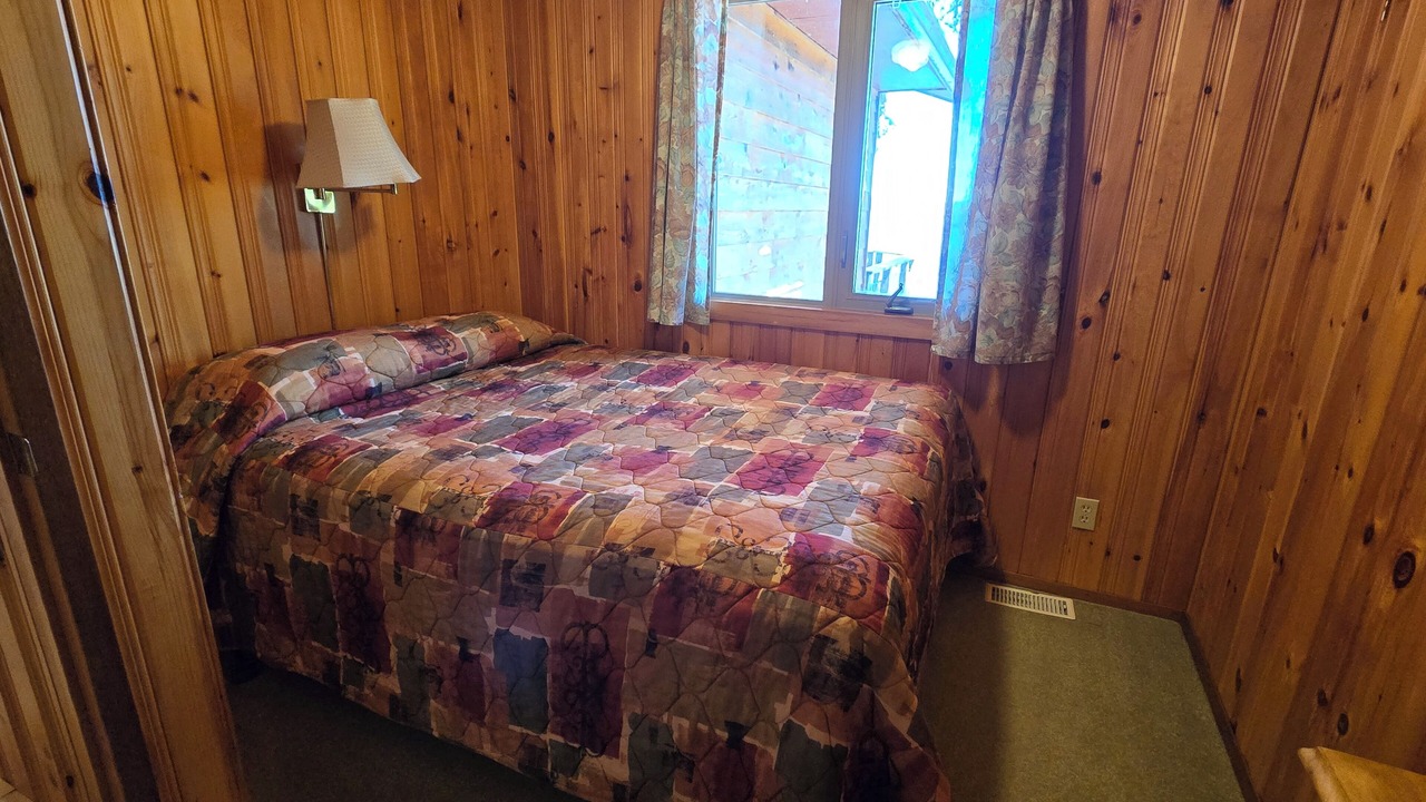 Photo of Bedroom in Sioux Narrows Nestor Falls