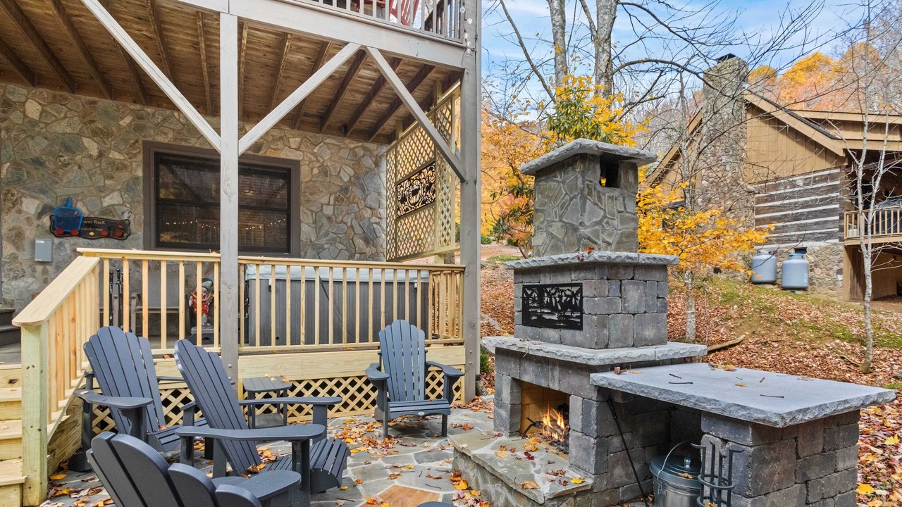 Photo of Livingroom in Seven Devils