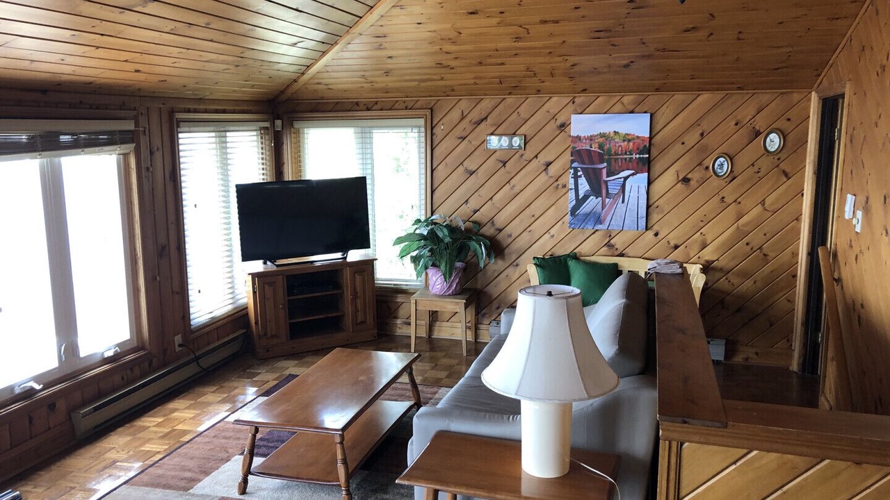 Photo of Livingroom in Trent Lakes