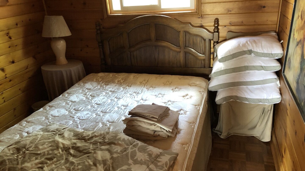 Photo of Bedroom in Trent Lakes