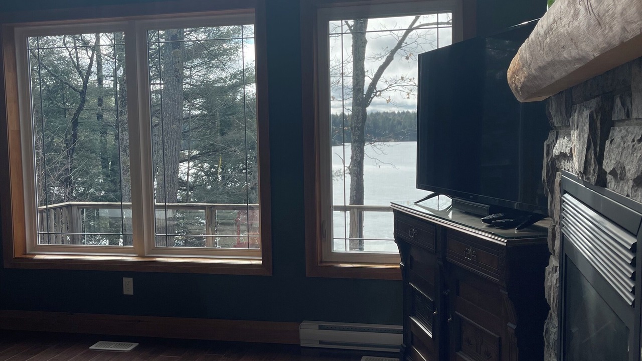 Photo of Livingroom in Bracebridge