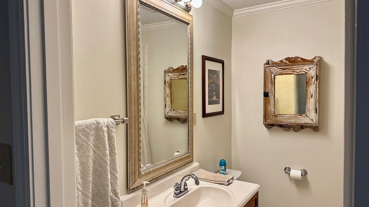Photo of Bathroom in University District