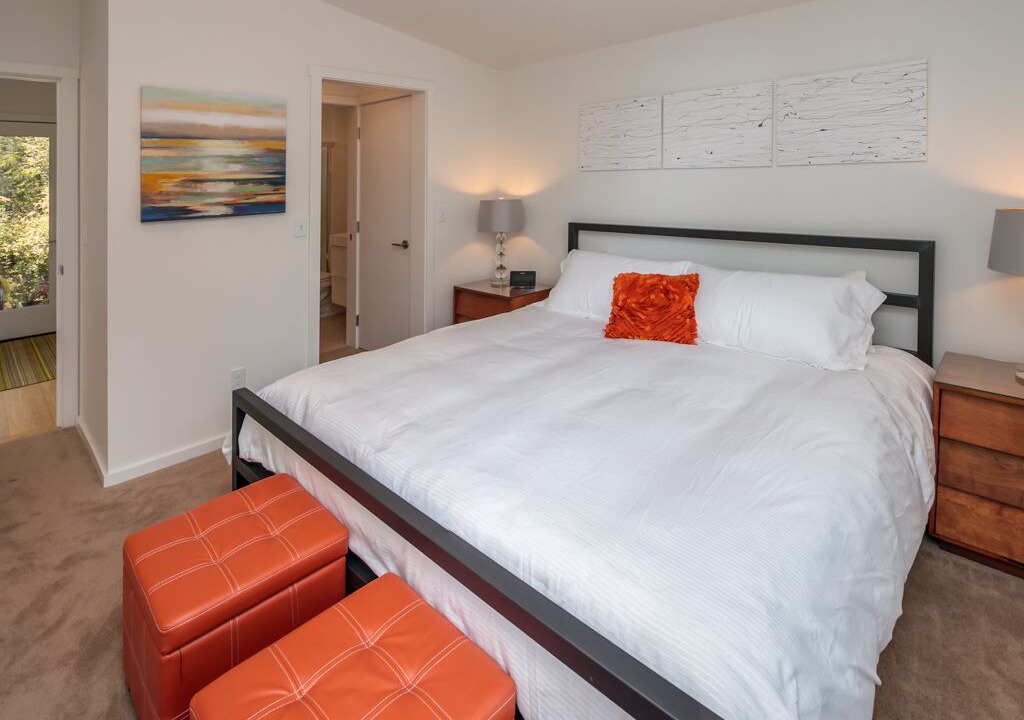 Photo of Bedroom in Eastsound