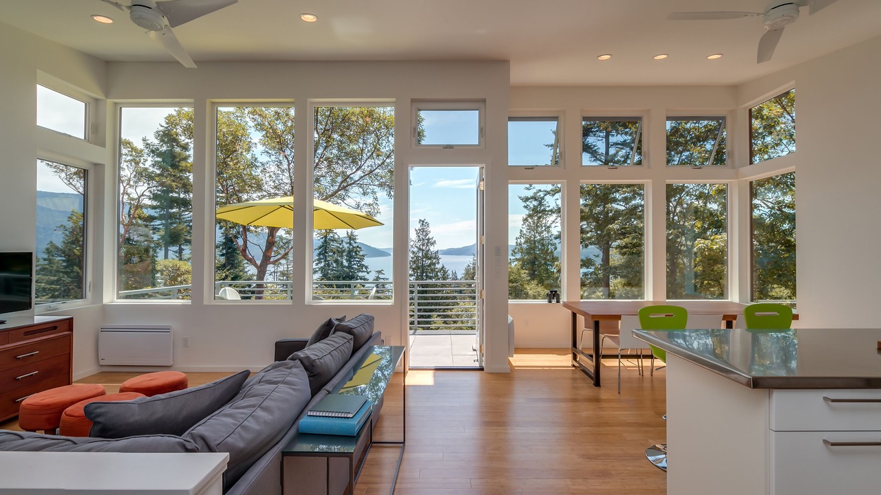 Photo of Livingroom in Eastsound