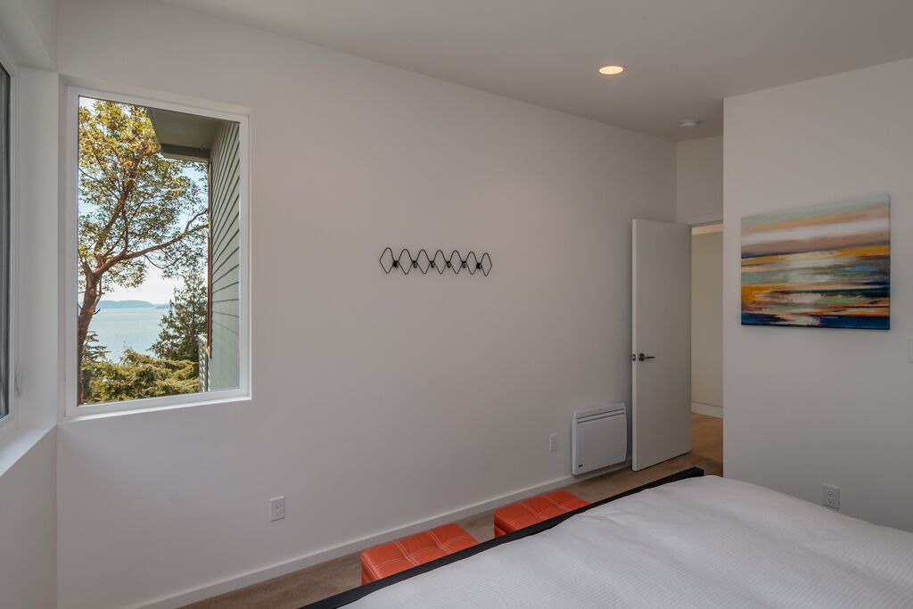 Photo of Bedroom in Eastsound