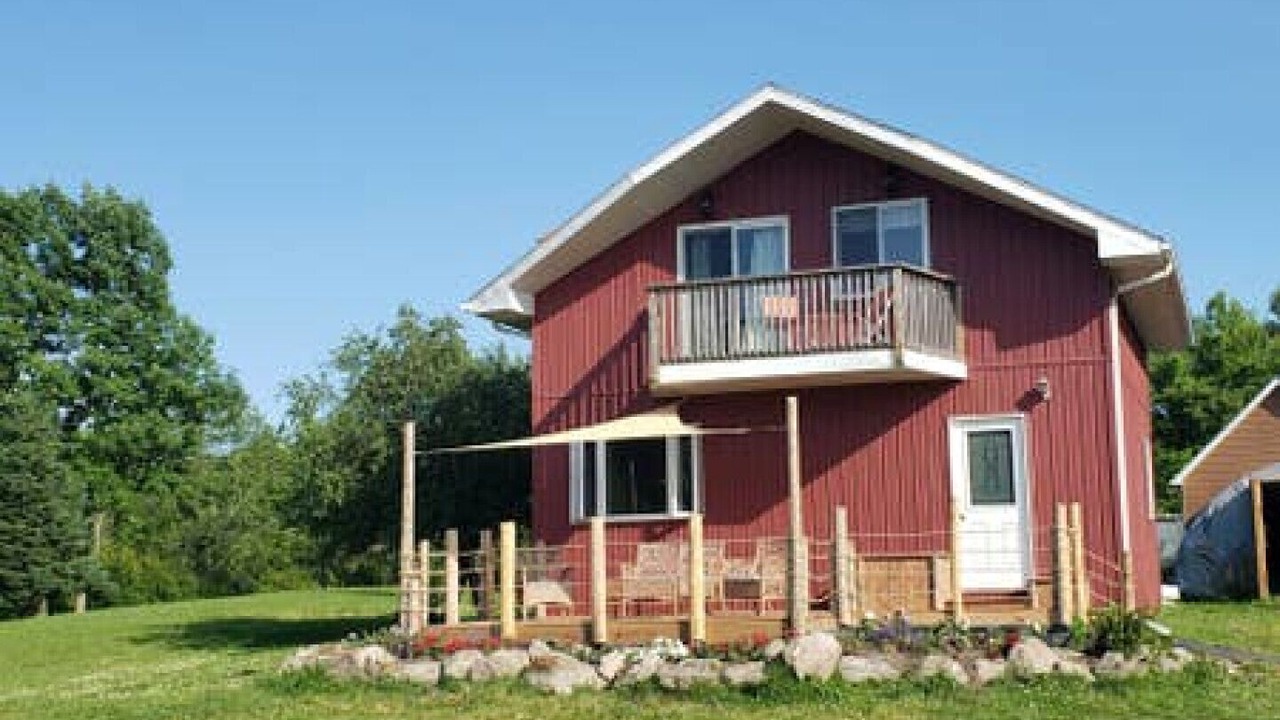 Photo of Others in Howe Island