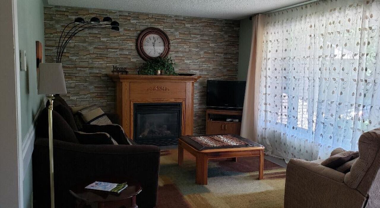 Photo of Livingroom in Alcona