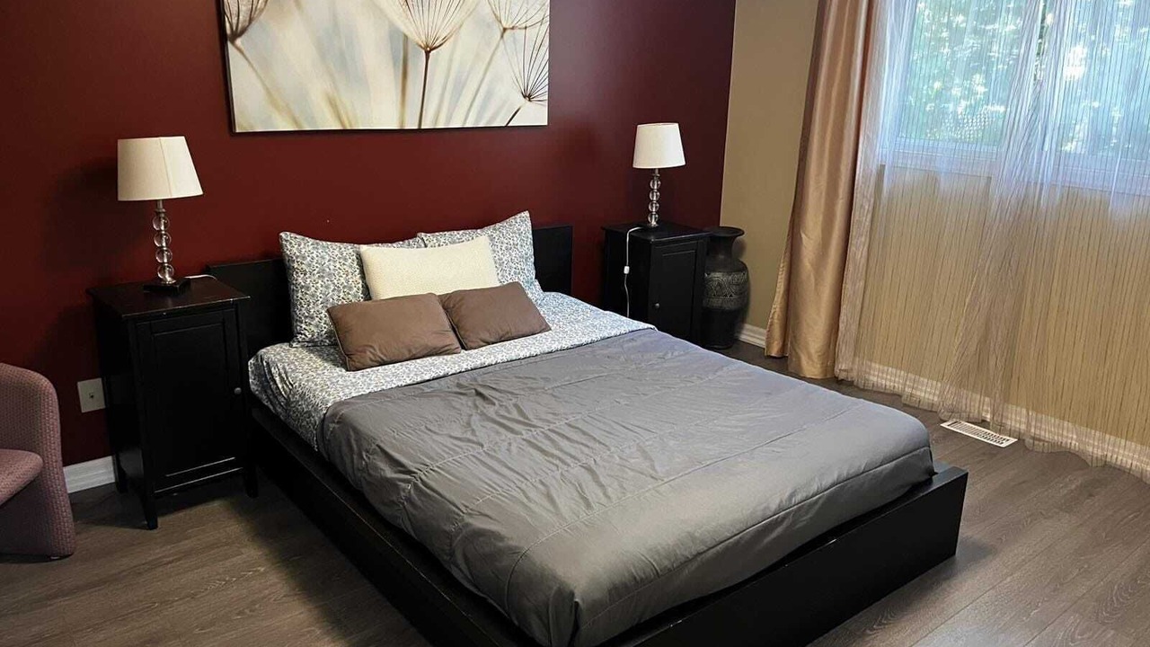 Photo of Bedroom in Alcona