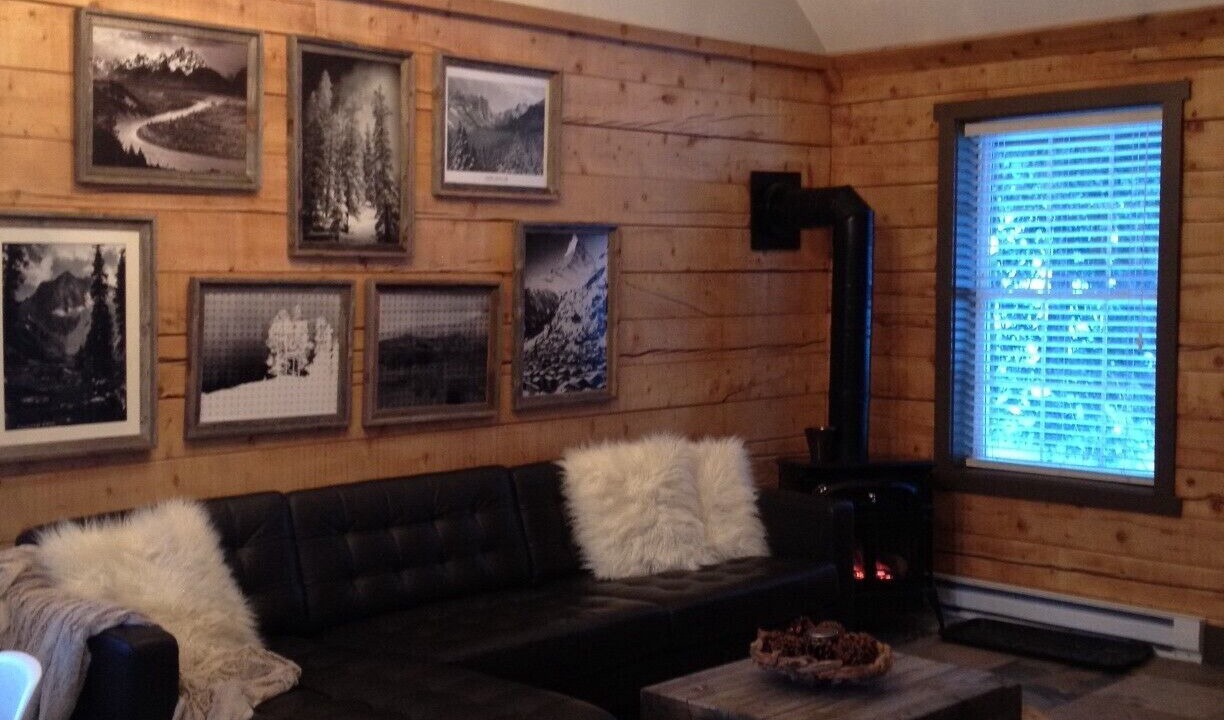 Photo of Livingroom in Quandary Village