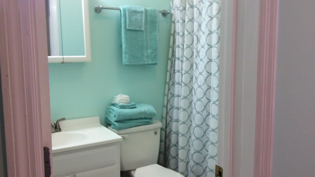 Photo of Bathroom in Lupton City