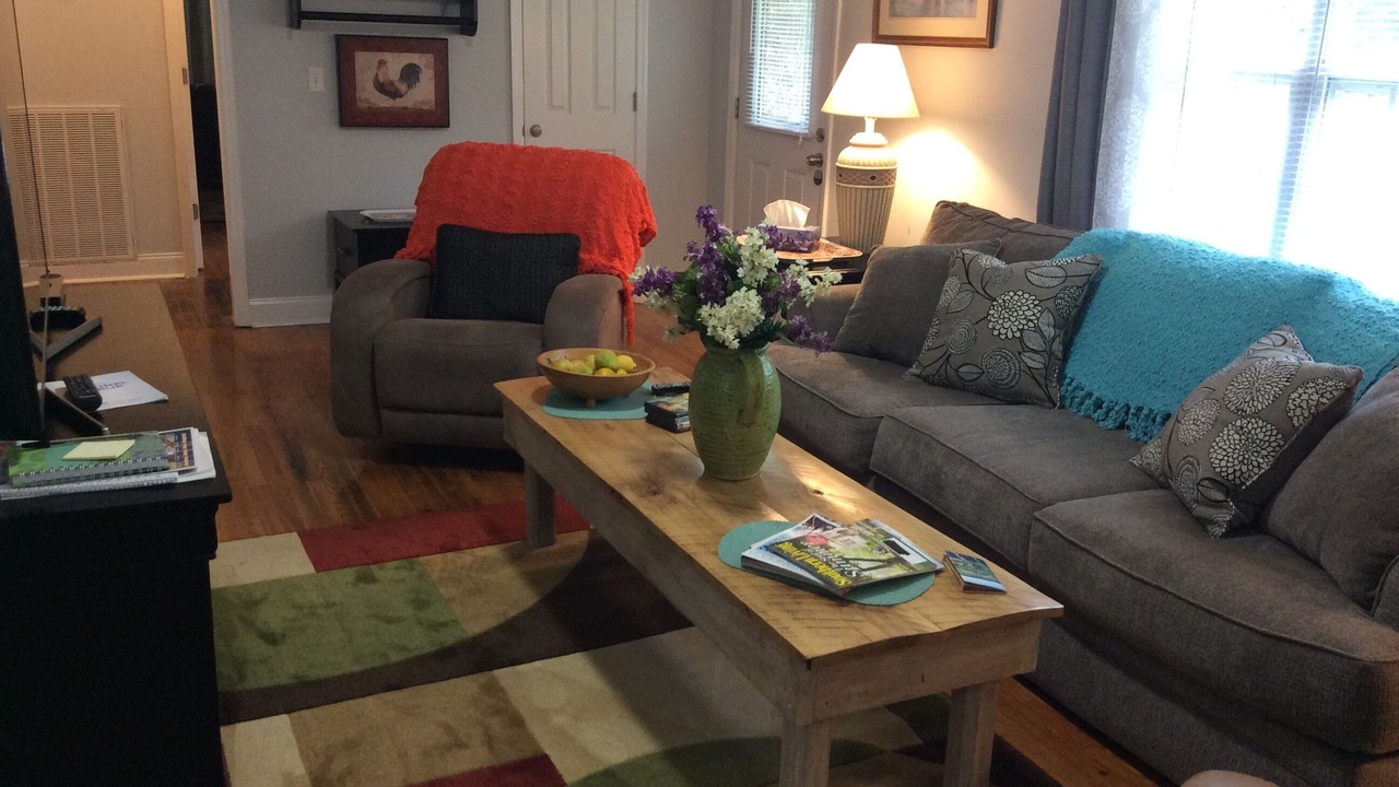 Photo of Livingroom in Lupton City