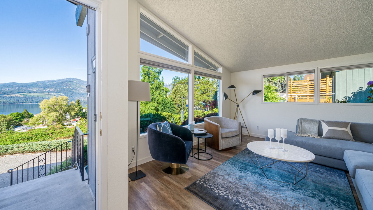 Photo of Others in Manson