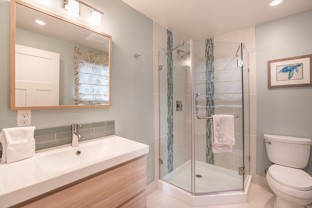 Photo of Others in Manson